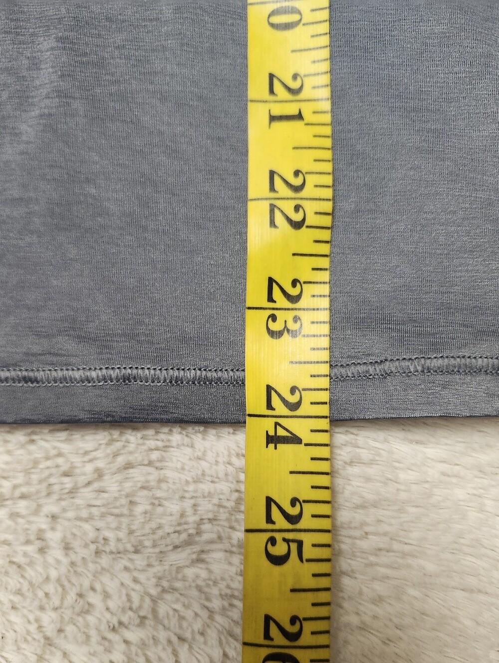 • Lululemon Women's 2 In 1 Sports Bra And Tank Top Sz 6 Gray & Beige Criss Cross - Picture 10 of 10